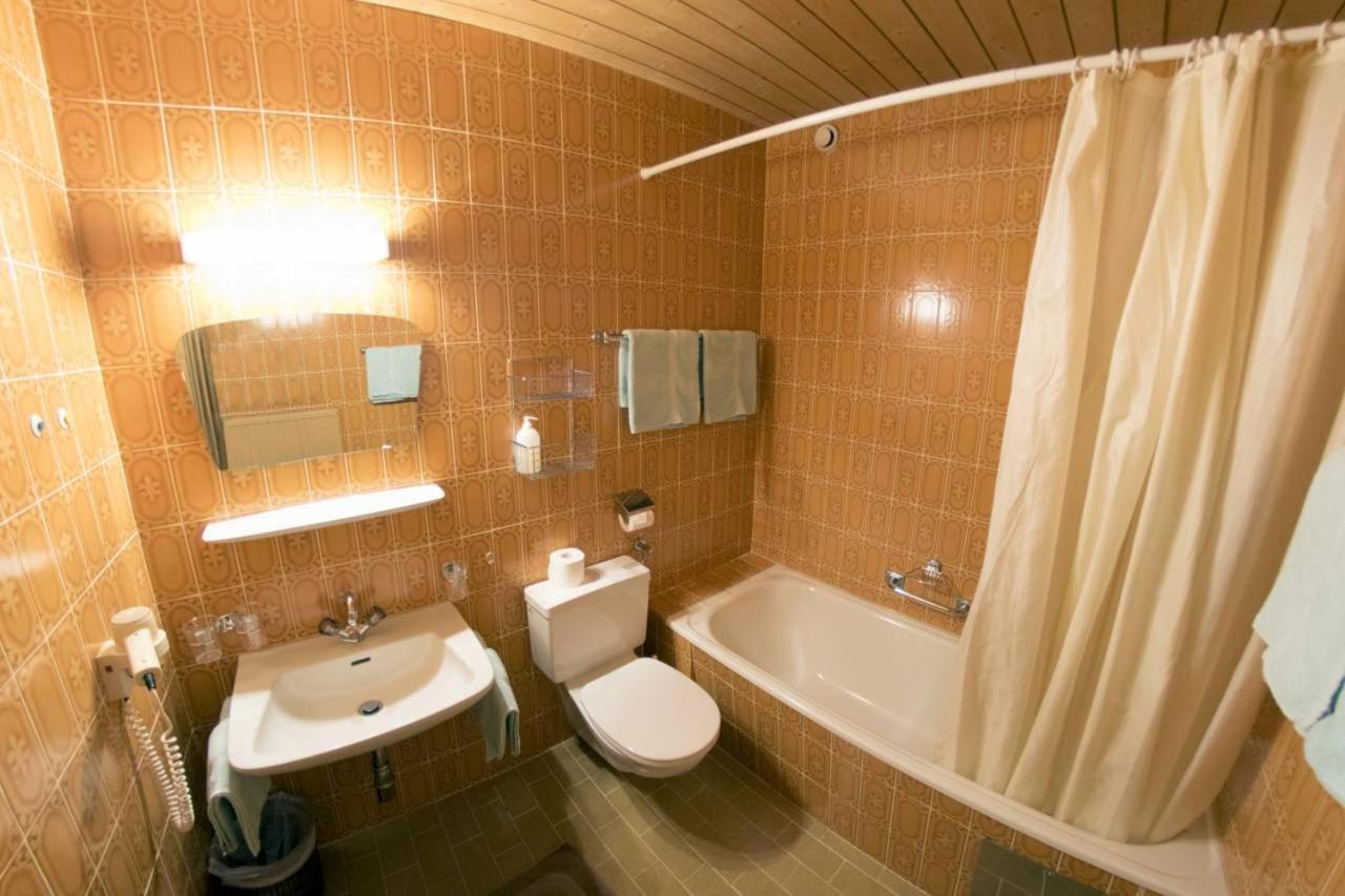 Hotel Garni Val-Sinestra Ішгль Екстер'єр фото