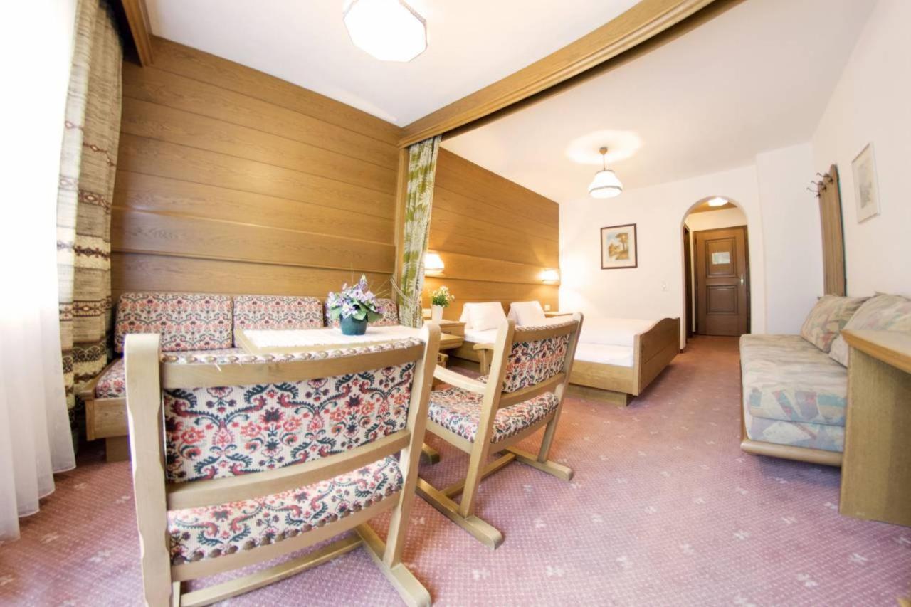 Hotel Garni Val-Sinestra Ішгль Екстер'єр фото
