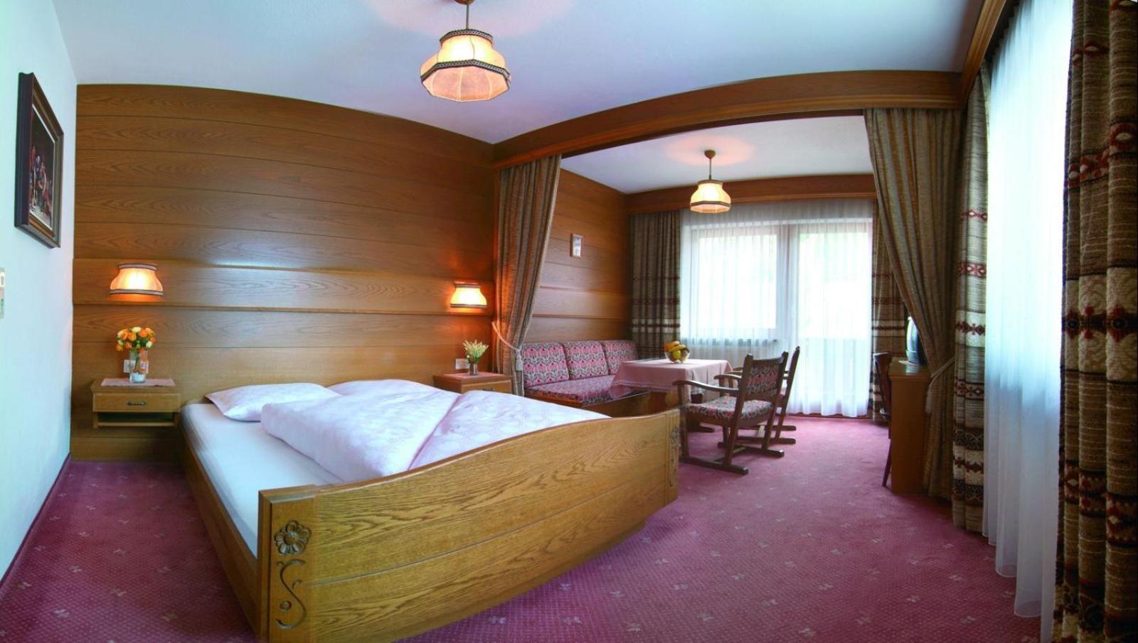 Hotel Garni Val-Sinestra Ішгль Екстер'єр фото